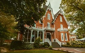 Merrill House